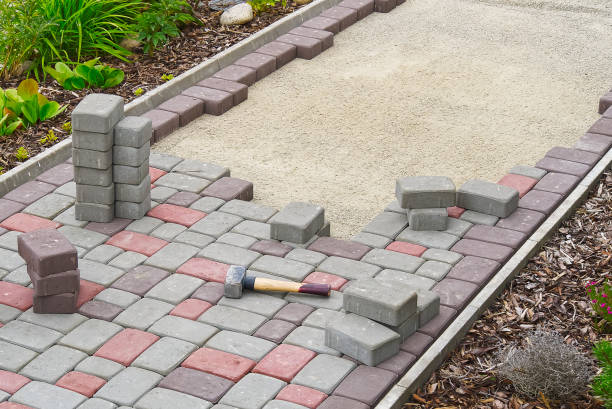 Best Driveway Pavers Contractor  in Barberton, WA